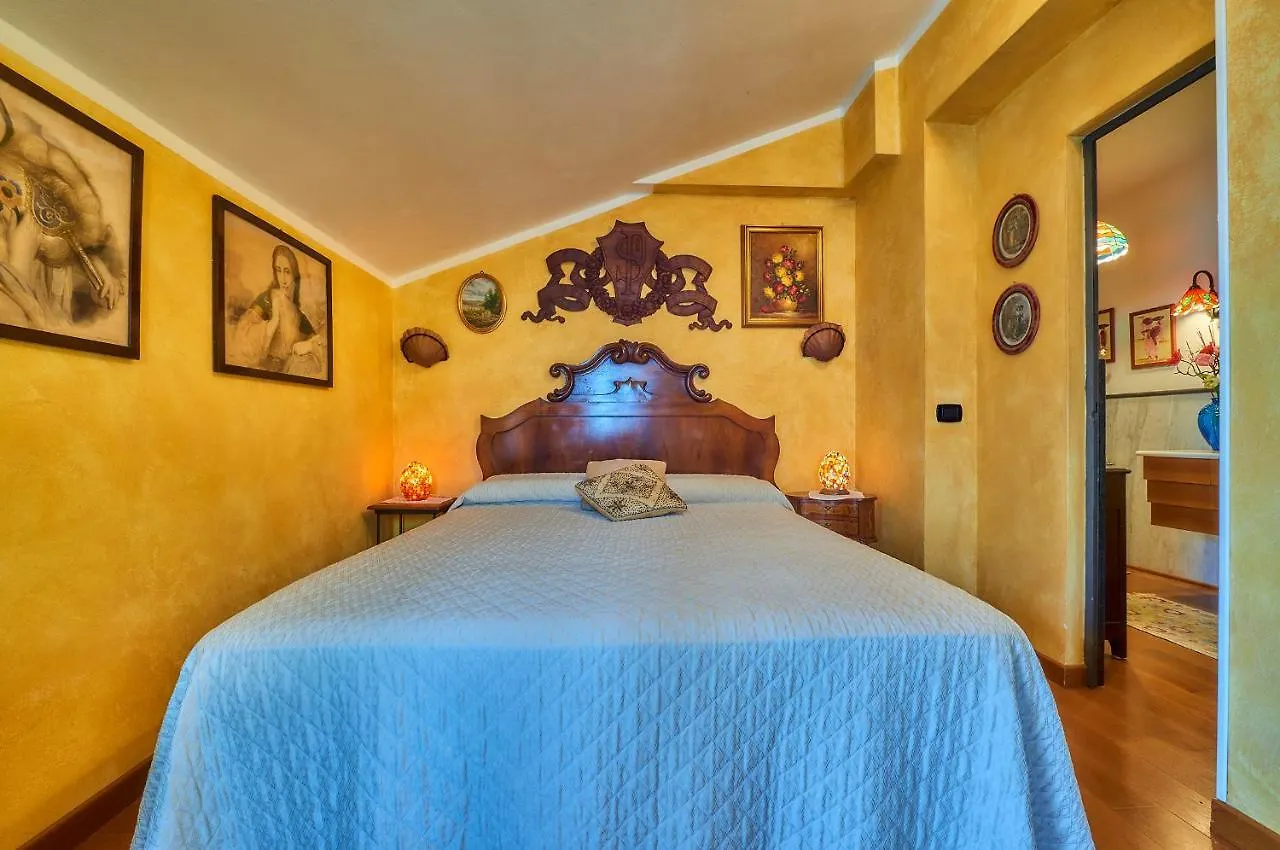 B&B - Foresteria - Frontelago Lake Como Mandello del Lario Couette-café