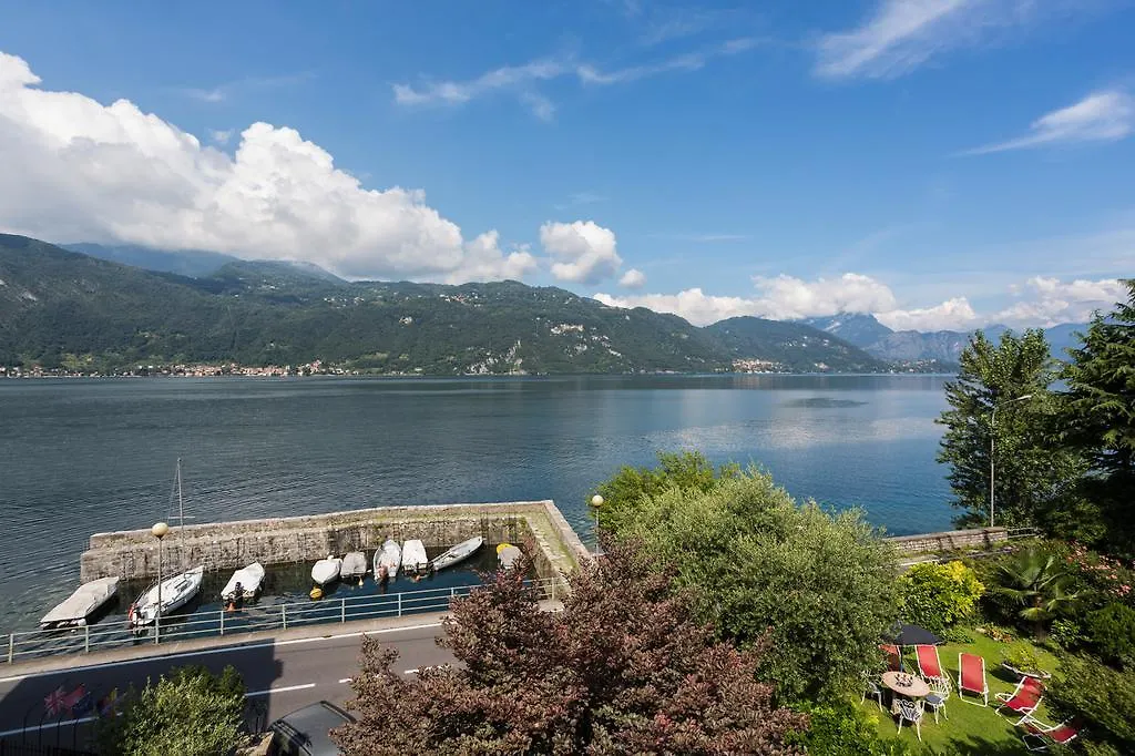 ** Bed and breakfast B&B - FORESTERIA - Frontelago Lake Como Mandello del Lario Italia