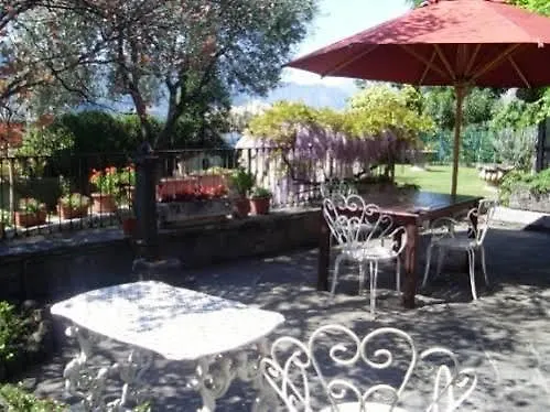 **  B&B - Foresteria - Frontelago Lake Como 만델로델라리오 이탈리아